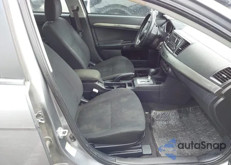 2015 Mitsubishi Lancer Es z USA, uszkodzony, nr VIN JA32U2FU2FU017918